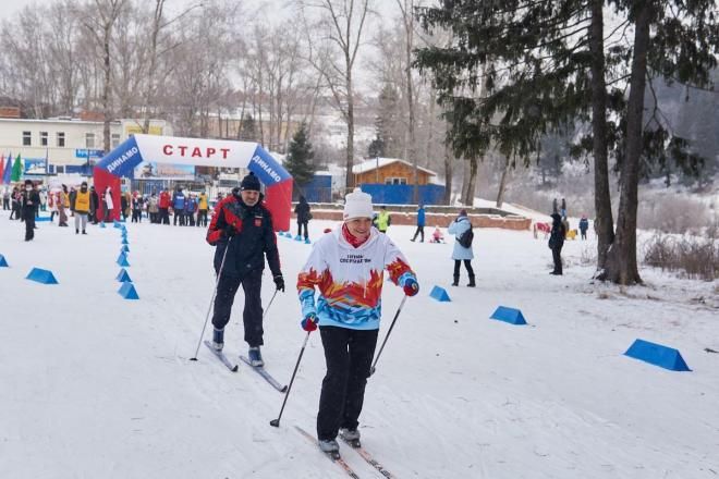 Тюменская чемпионка поддержала Парафестиваль по лыжным гонкам в Перми в рамках проекта ОНФ "Легенды спорта - детям"