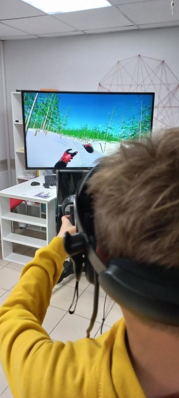 В Еврошколе успешно прошел VR-treining session
