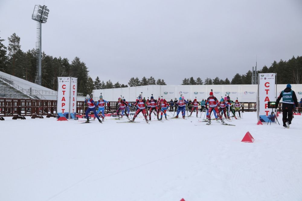 Всероссийские соревнования по биатлону стартовали в Тюменской области 