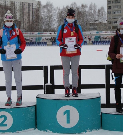 Тюменские спортсмены выиграли почти все медали на Областных соревнованиях по лыжным гонкам