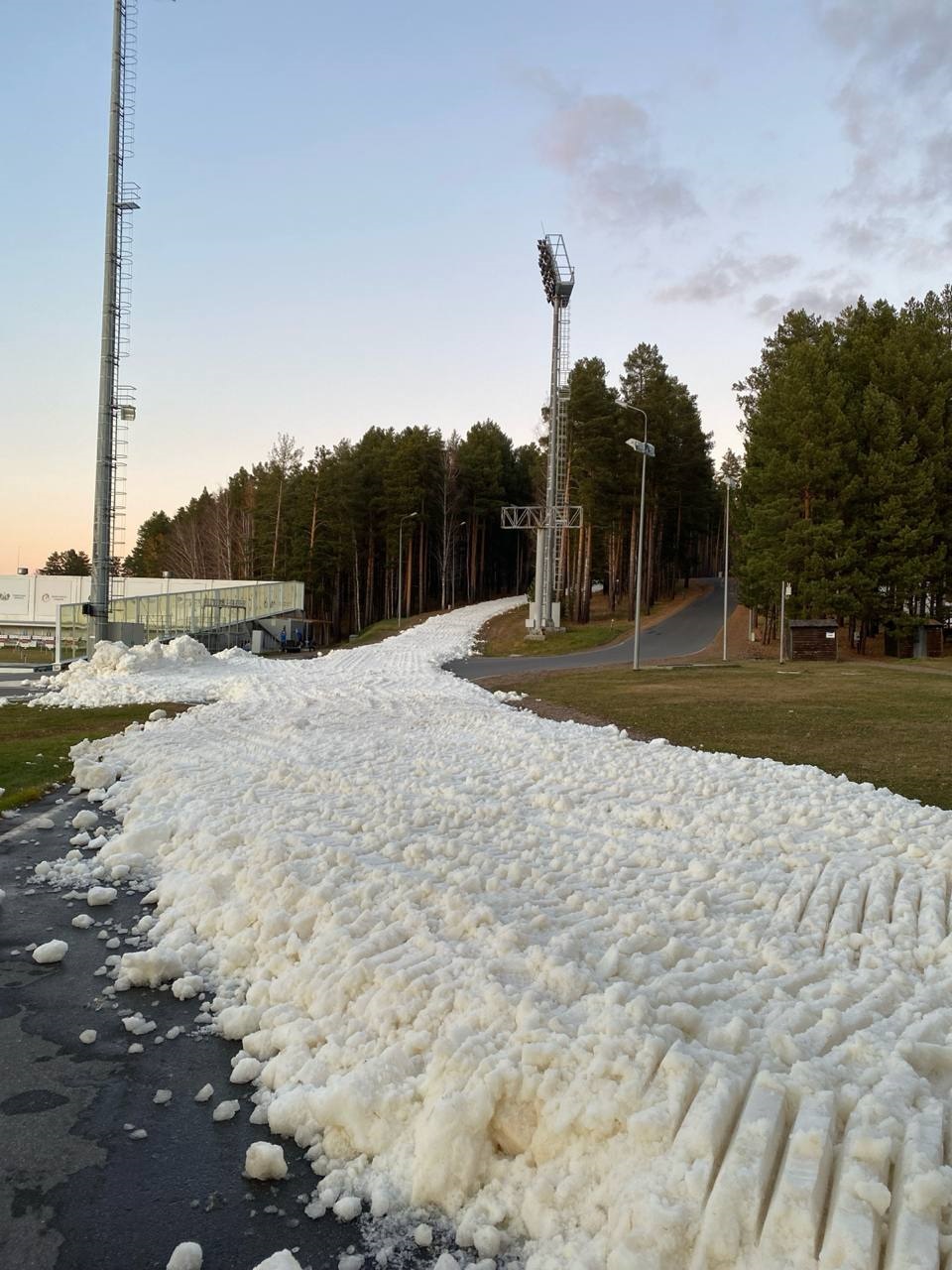 В «Жемчужине Сибири» готовят снежный круг!