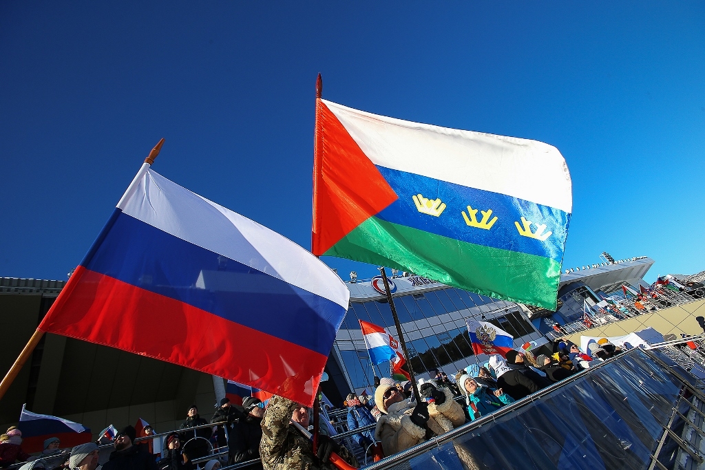 Якуничева и Грехов взяли бронзу в Красноярске