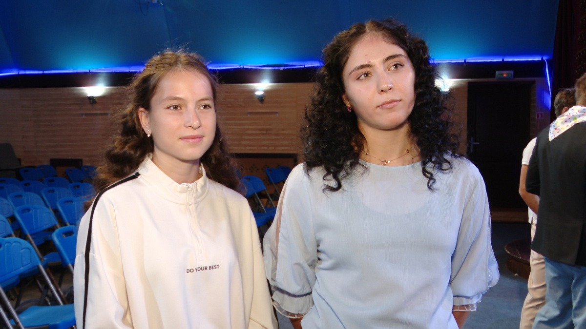 Дарья Куприянова и Вероника Рыженкова: «Родители рады, что мы в надёжных руках в тюменской ОСШОР»