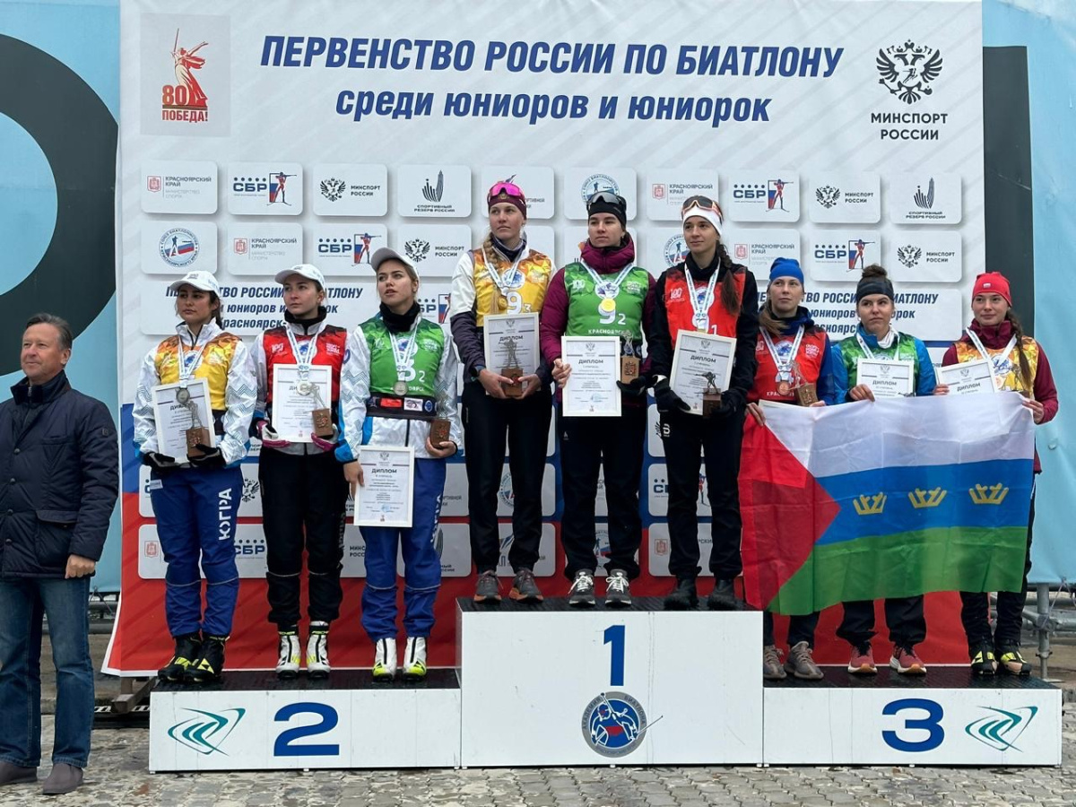 Якуничева чудо-финишем вырвала эстафетную бронзу и взяла третью медаль  в Красноярске!